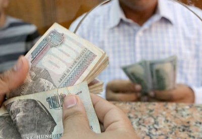 الدولار ينهار مجددا أمام الجنيه المصري
