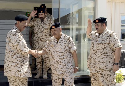 معالي القائد العام لقوة الدفاع يقوم بزيارة تفقدية لعدد من وحدات قوة دفاع البحرين
