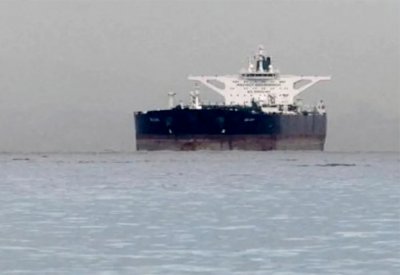 رغم العقوبات.. نفط إيران مازال يُهرّب إلى سوريا