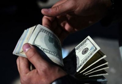 منذ بدء العقوبات.. إيران هربت 5 مليارات دولار من أفغانستان
