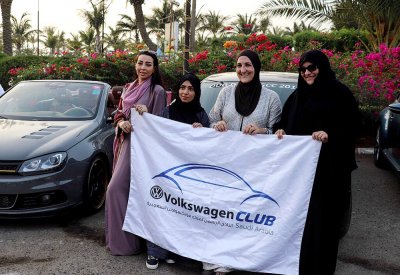 السعوديات يؤسسنَ أول نادٍ للسيارات في المملكة