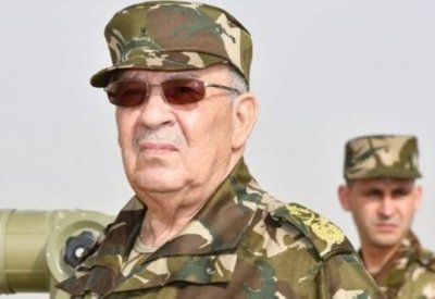 رئيس أركان الجزائر: لا نريد الدخول بنفق الفراغ الدستوري