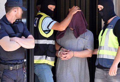  إسبانيا توقف عصابة متورّطة في "تمويل القاعدة" بسوريا
