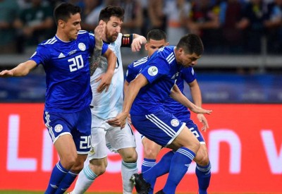  صورة توضح "مأساة" ميسي مع منتخب الأرجنتين