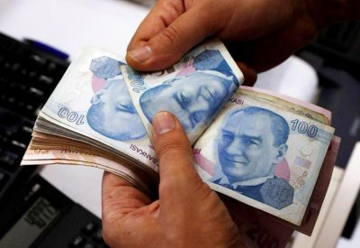  الليرة التركية تهبط 