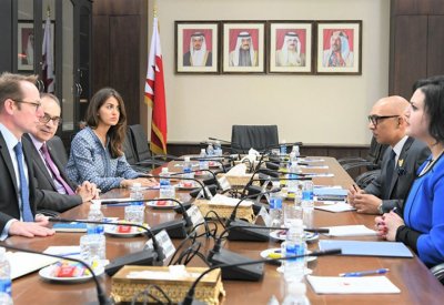 شبابية الشورى تبحث التعاون والتنسيق مع مؤسسة بريطانية