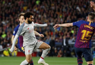 إيتو يحث صلاح على ترك ليفربول والانتقال إلى برشلونة