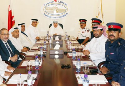اللجنة الأمنية بمحافظة العاصمة تؤكد على ضبط مخالفات سكن العزاب