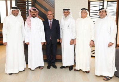 رئيس تمكين يستقبل لجنة التحقيق البرلمانية في بحرنة الوظائف