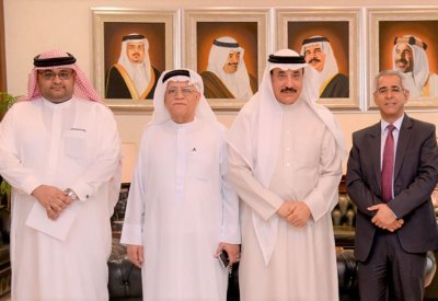 وزير العمل يستعرض مع وفد نيابي آليات التوظيف الجديدة