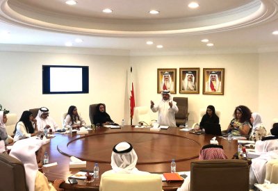 المناعي: مركز الاتصال الوطني يسخّر طاقاته لدعم تنفيذ مبادرات خطة "بحريننا"