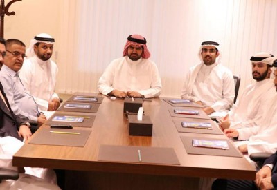 سمو الشيخ عيسى بن علي يستقبل لجنة انتقالات اللاعبين باتحاد السلة