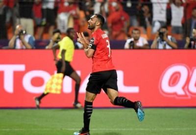  قائد "الفراعنة" يثير الجدل بتعاطفه مع عمرو وردة