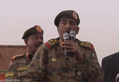  السودان.. البرهان يتعهد بنقل السلطة إلى الشعب سريعا