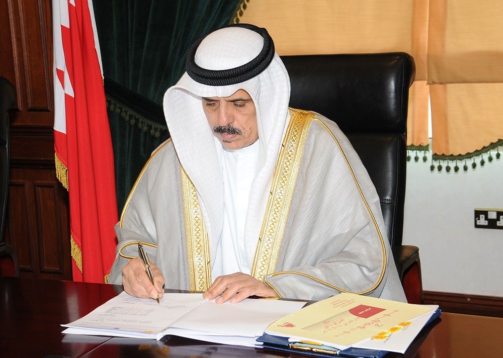 وزير التربية والتعليم يعتمد نتائج الدور الأول من امتحانات الثانوية العامة والثانوية الصناعية والإعدادية 
