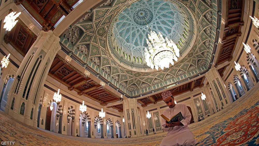  سلطنة عُمان تعلن موعد عيد الفطر