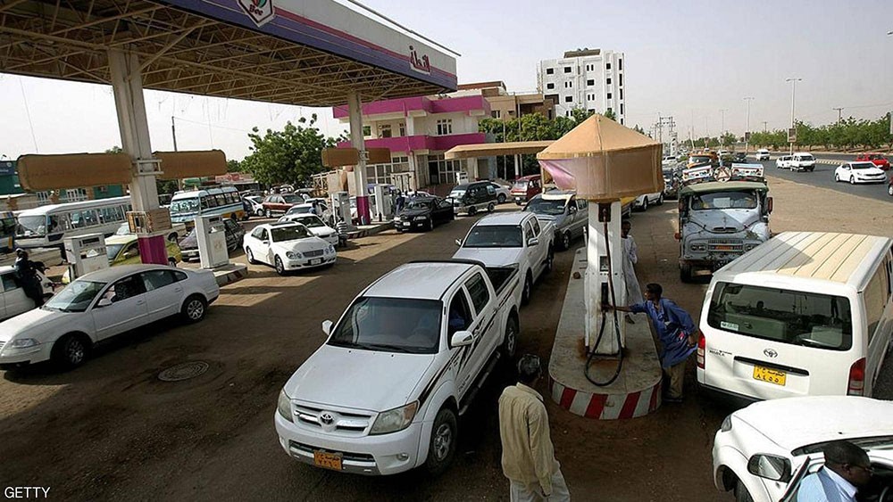  السلطات السودانية تكشف مدة توفر الوقود في البلاد
