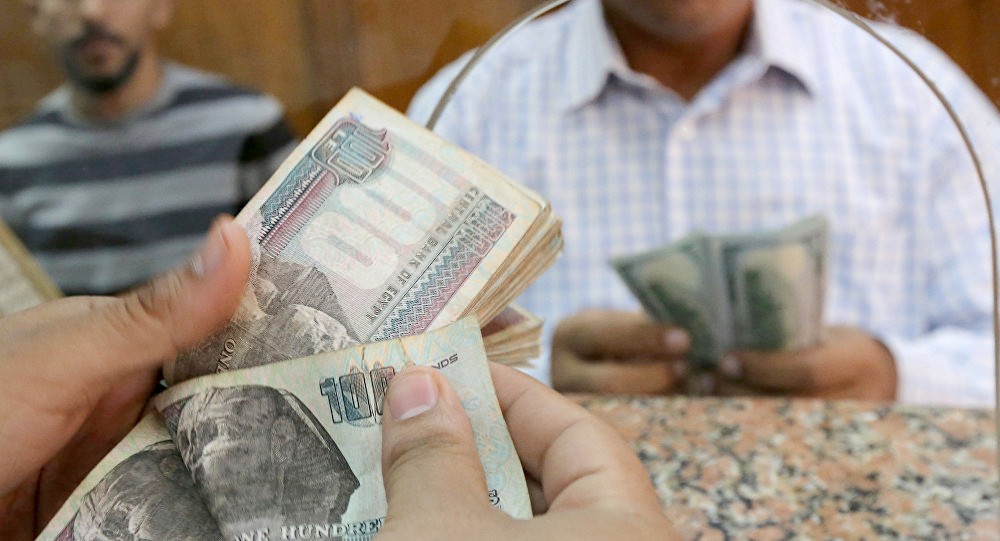 الدولار ينهار مجددا أمام الجنيه المصري