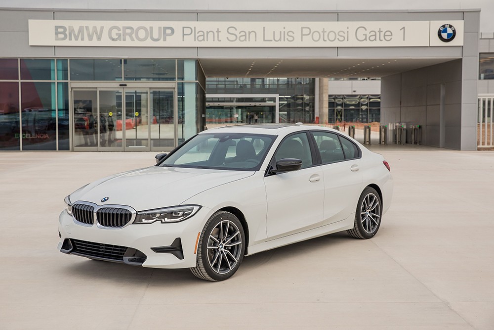 BMW تفتتح مصنعًا في المكسيك