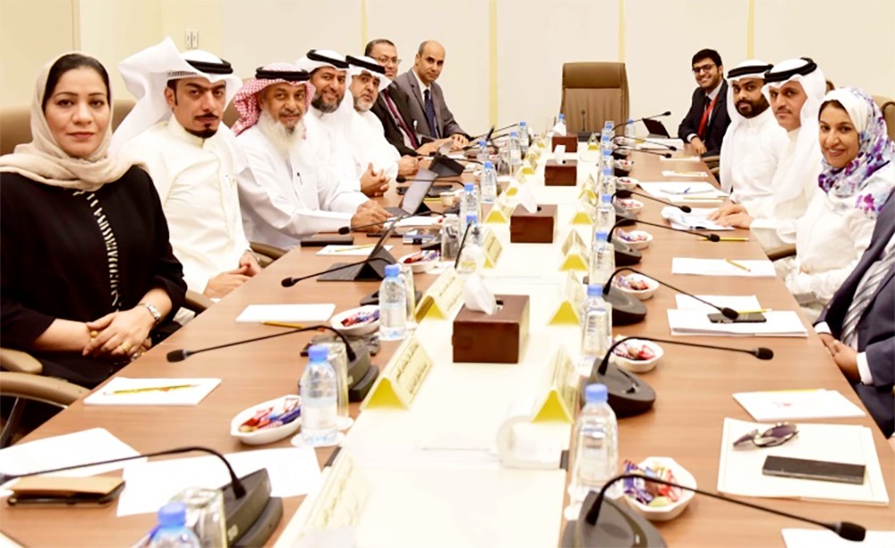 لجنة المرافق العامة والبيئة بمجلس النواب تناقش تعويضات الصيادين