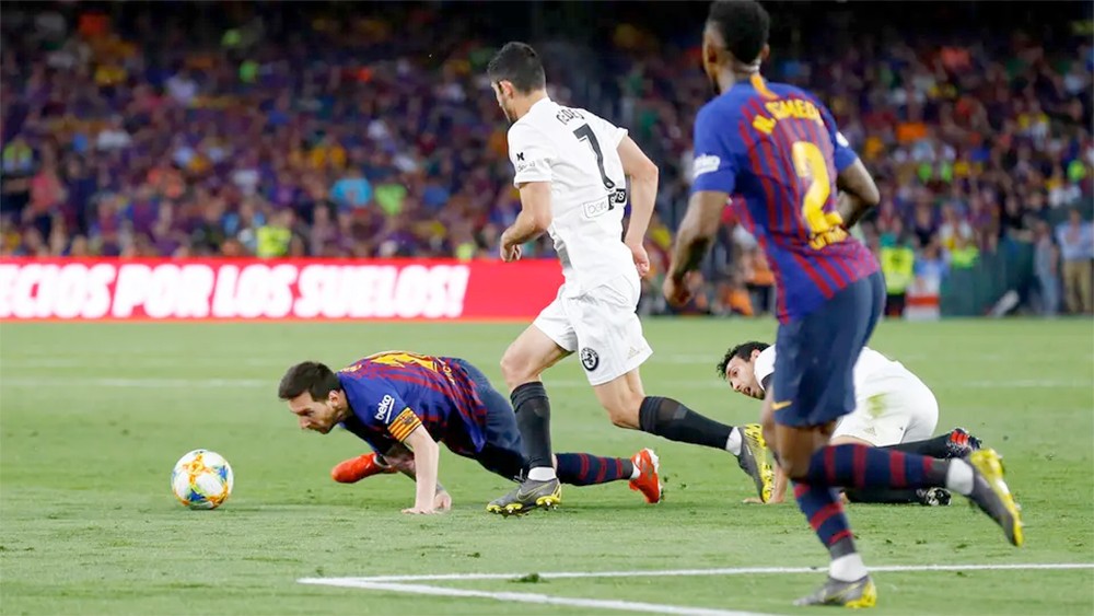 برشلونة يستعد للموسم الجديد بغياب نجوم "كوبا أميركا"