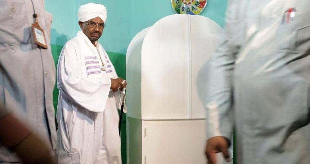 السودان.. أول ظهور للبشير منذ الإطاحة به