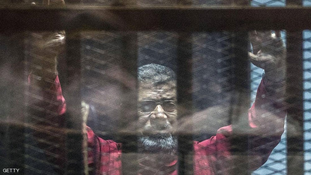  مصر.. النيابة العامة تصدر تصريحا بدفن جثة محمد مرسي