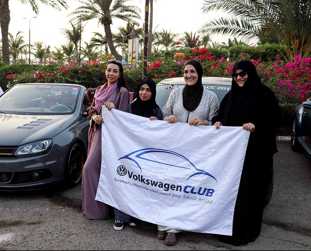 السعوديات يؤسسنَ أول نادٍ للسيارات في المملكة