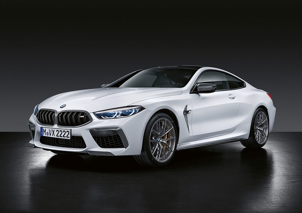 M Performance ترتقي بمستوى BMW M8 كوبيه والمكشوفة