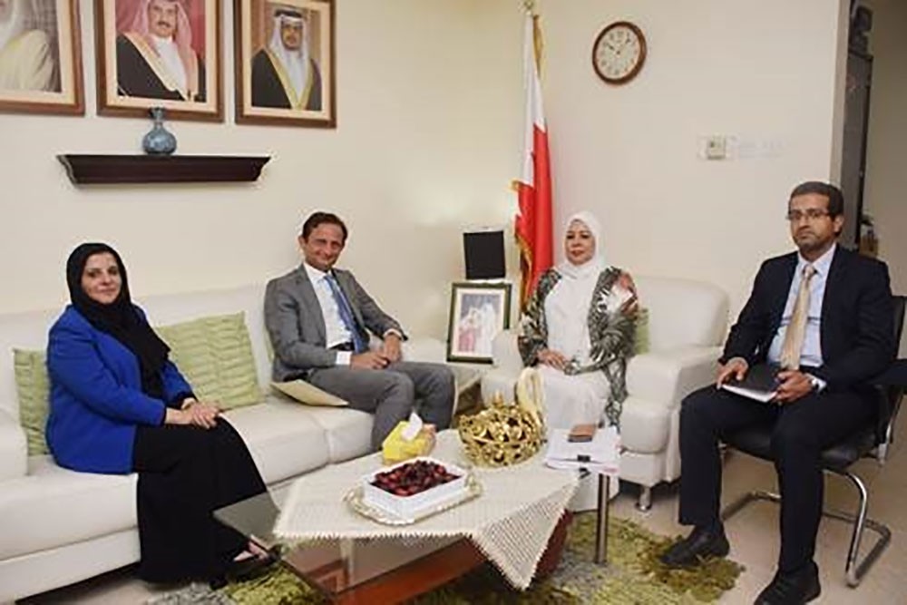 الوكيل المساعد للصحة العامة تلتقي سفير ايطاليا
