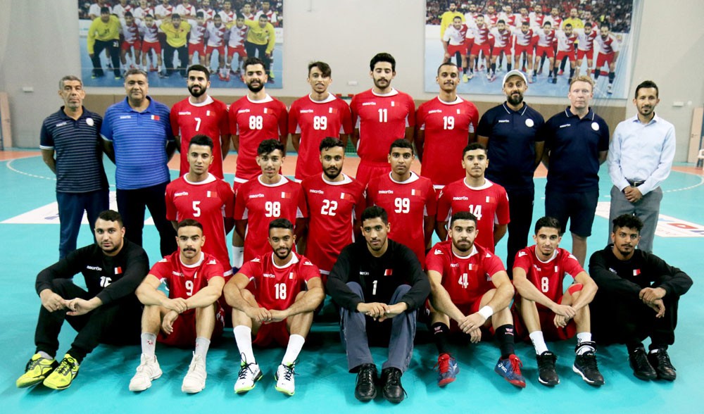 منتخب الشباب يبدأ معسكره التدريبي في جمهورية مصر