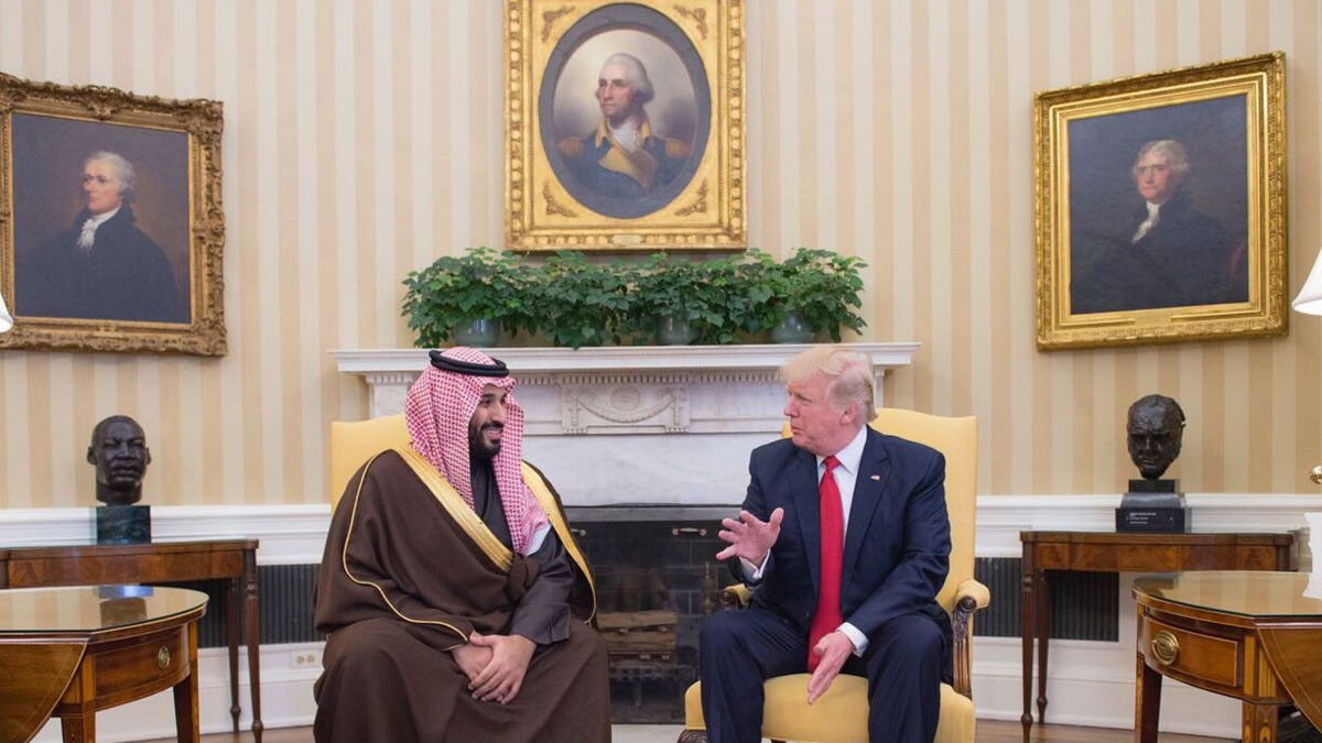 البيت الأبيض: ترمب ومحمد بن سلمان بحثا تهديدات إيران لأمن المنطقة