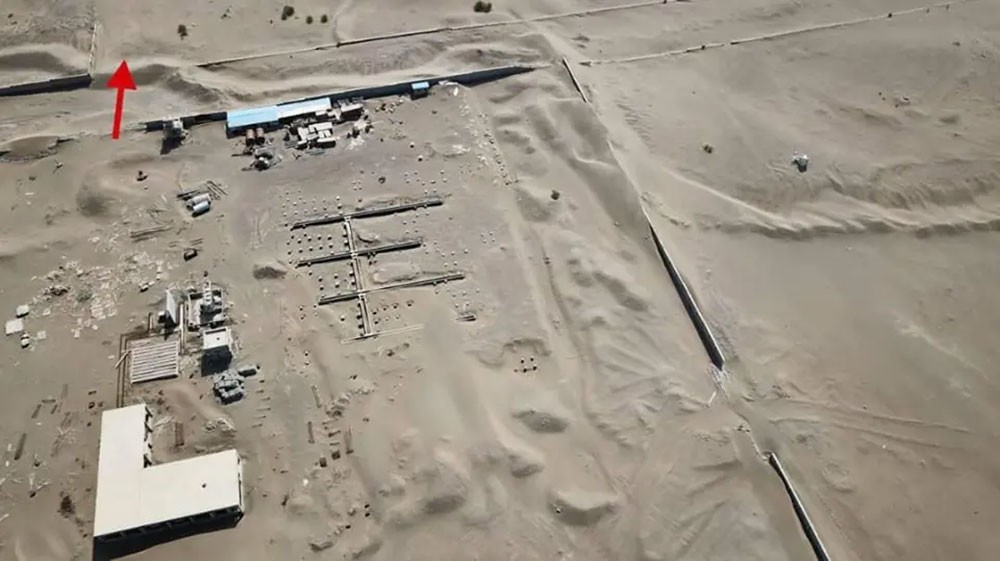 بالأدلة.. الحوثيون يفخخون الحديدة بأنفاق وخنادق طويلة