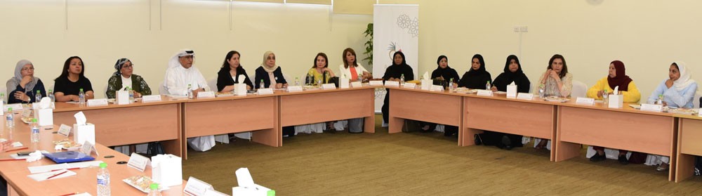 "الأعلى للمرأة" يعقد اجتماعات عمل مع لجان التعاون بالجمعيات النسائية والمهنية