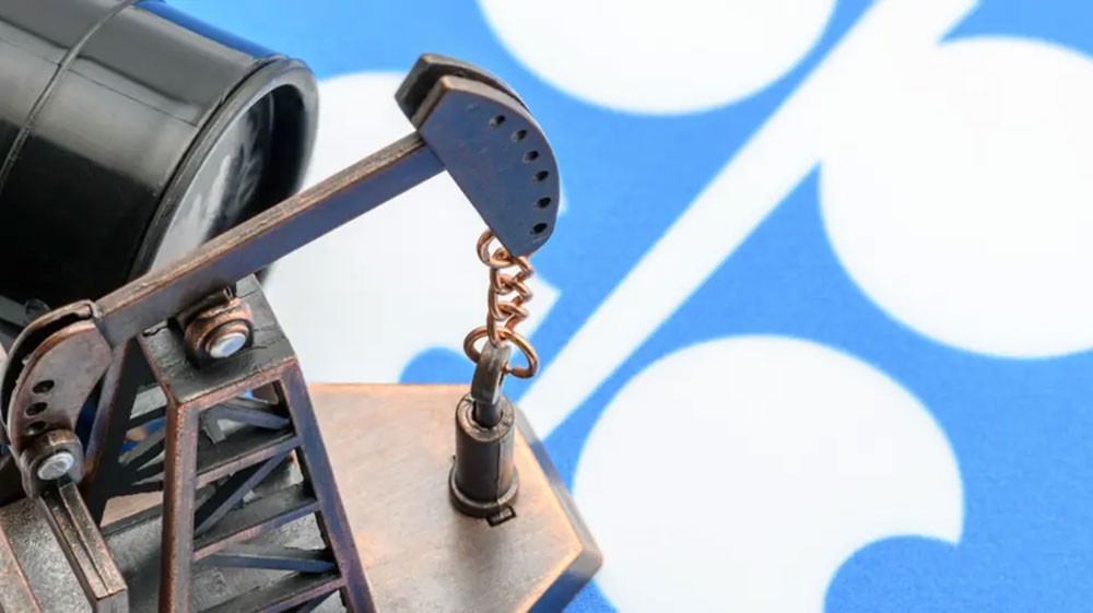 باركليز: نتوقع تمديد اتفاق "أوبك+" لخفض إنتاج النفط