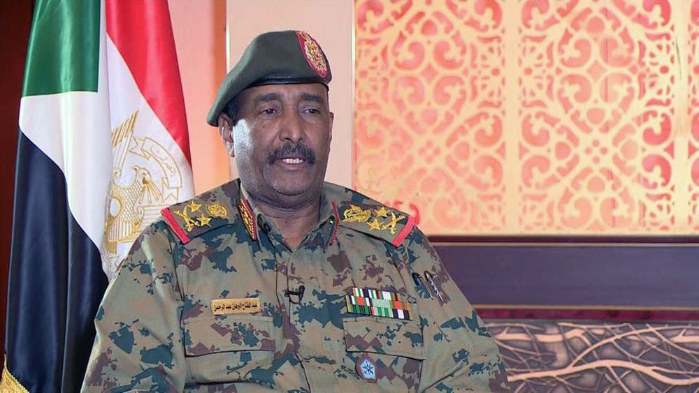 البرهان: إذا أرادت قوى الحرية تشكيل حكومة فنحن جاهزون
