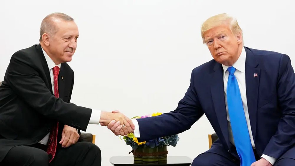 ترمب: سنفرض عقوبات على تركيا إذا أصرت على شراء S-400