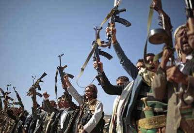  اتساع دائرة الصراع بين القيادات الحوثية بسبب الفساد