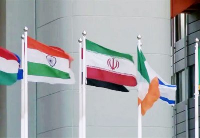 مع الخانقة الاقتصادية.. إيران تبتدع وسائل لجذب الدولار