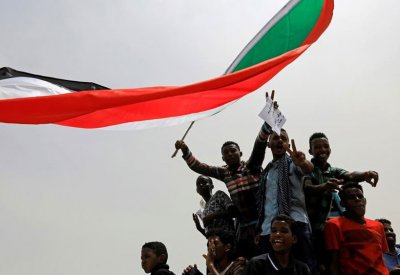 السودان.. الفرقاء يبحثون الدفع بتشكيل هياكل السلطة المدنية