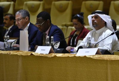 بن دينه يشارك في الاجتماع التحضيري لقمة المناخ في ابوظبي‎