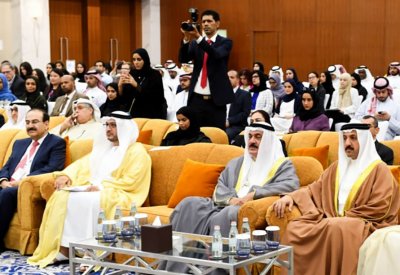 وزير الكهرباء والماء يشارك في منتدى الاقتصاد الأخضر