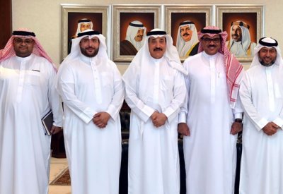 وزير العمل يستعرض إجراءات وآليات توظيف الباحثين عن عمل
