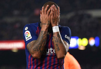  رسميًا .. برشلونة يصرف النظر عن شراء بواتينج