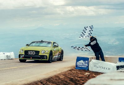 Bentley Continental GT تكسر الرقم القياسي