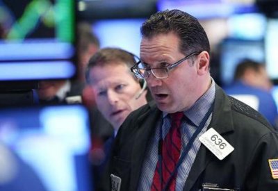 ستاندرد آند بورز يفتح على ارتفاع قياسي بدعم آمال خفض الفائدة