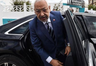  وعكة الرئيس تكشف مخططا إخوانيا للانقلاب على السلطة في تونس