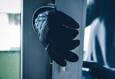 سرقة أحد أفراد الأسرة الحاكمة القطرية في فندق ببرشلونة