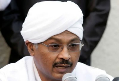 المهدي: هكذا انقلب مدير الأمن السابق على البشير!