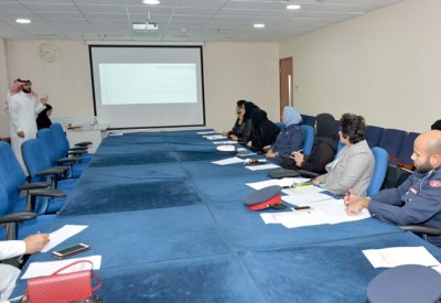 وفد من وزارة الداخلية يطلع على قوانين وأنظمة ديوان الخدمة المدنية